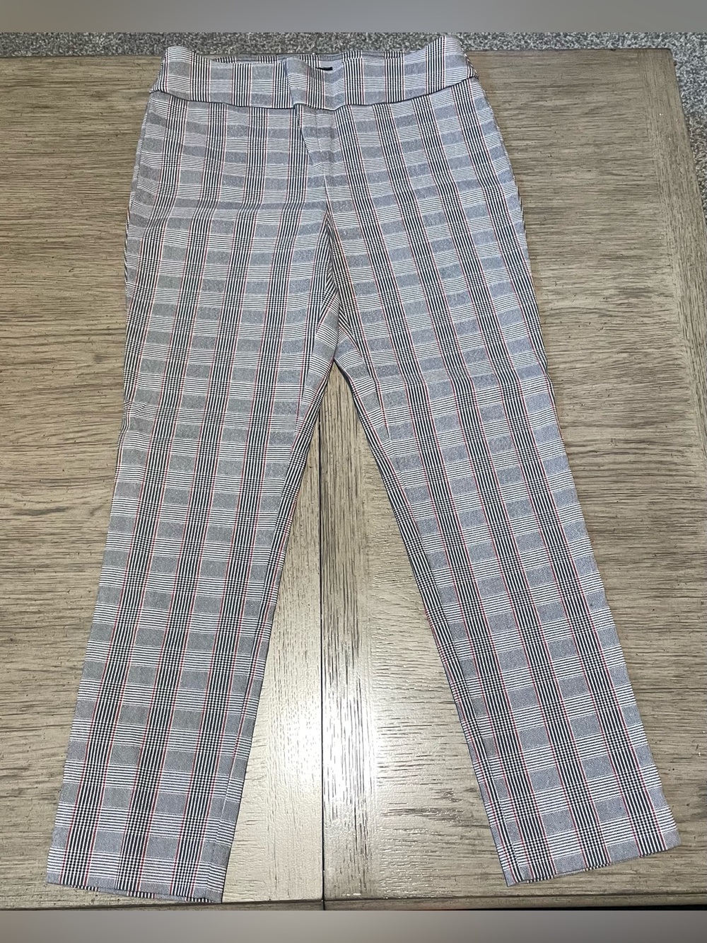 Counterparts women’s plaid pants, size 10, gray, like new!
